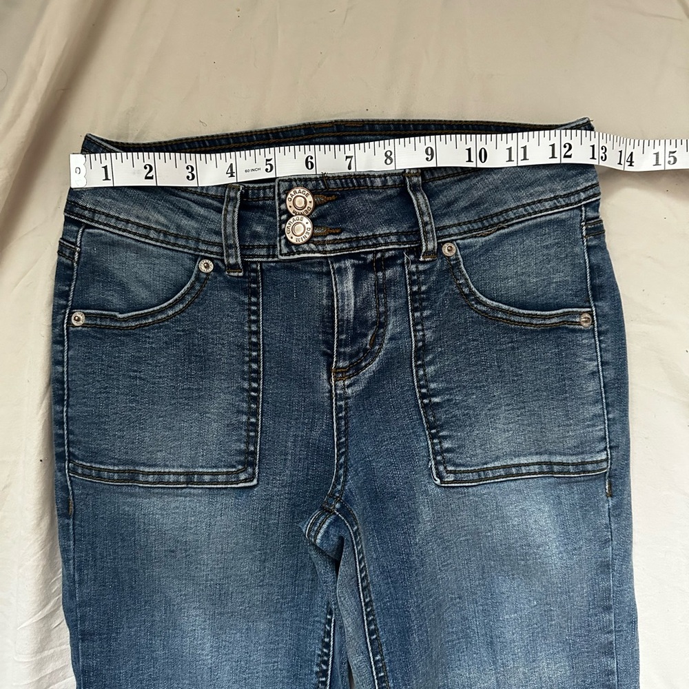 Garage Low-Rise Flare Jeans โ size 1 / 25 - Picture 3 of 6